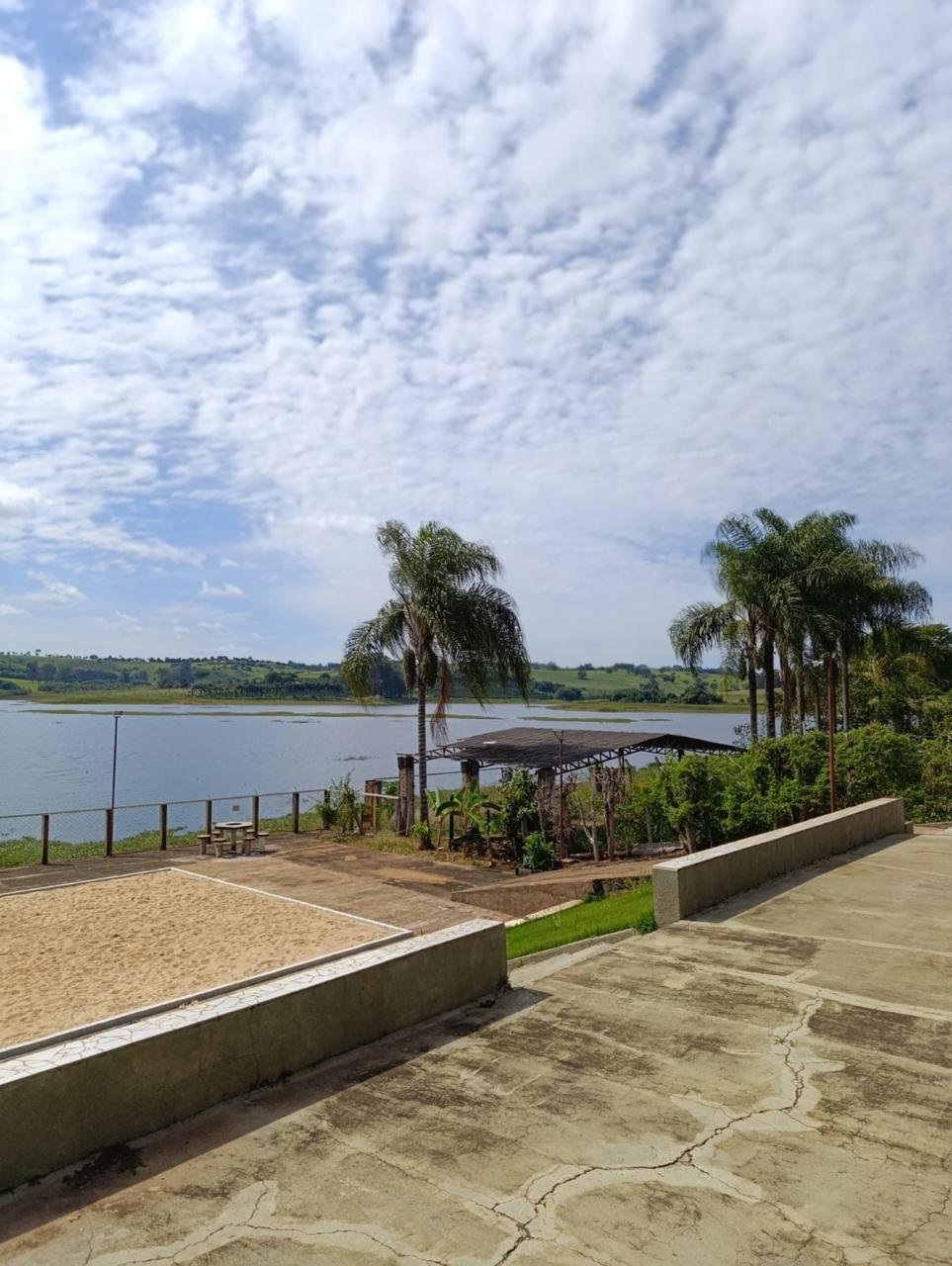 VENDE-SE RANCHO – RANCHO ACONCHEGO