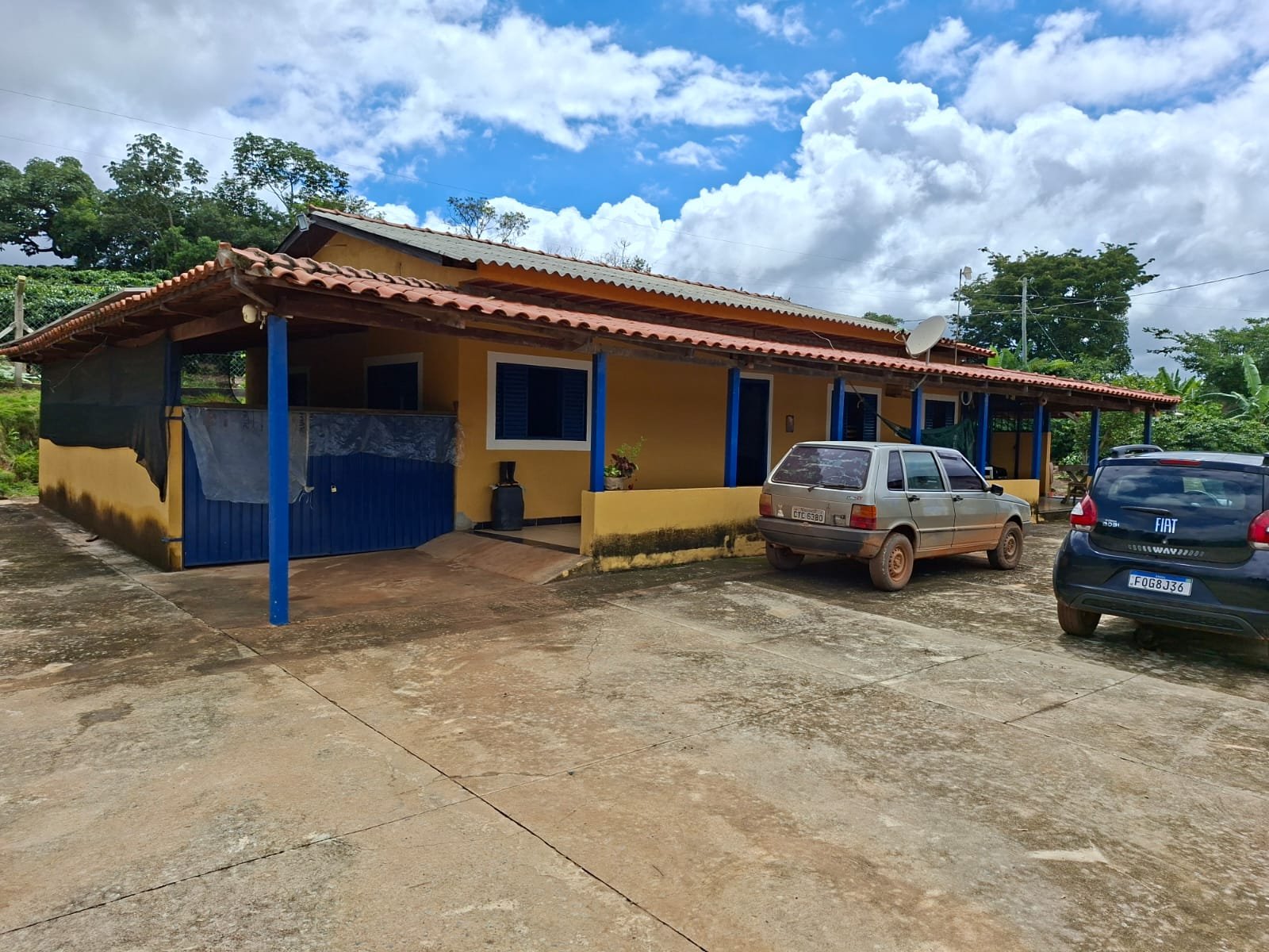 VENDE-SE SÍTIO