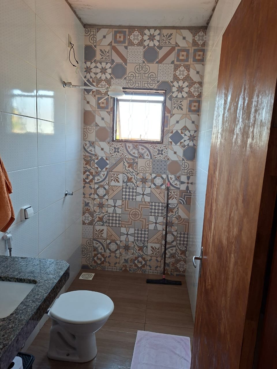 Vende-se Casa - Bairro Pitangueiras