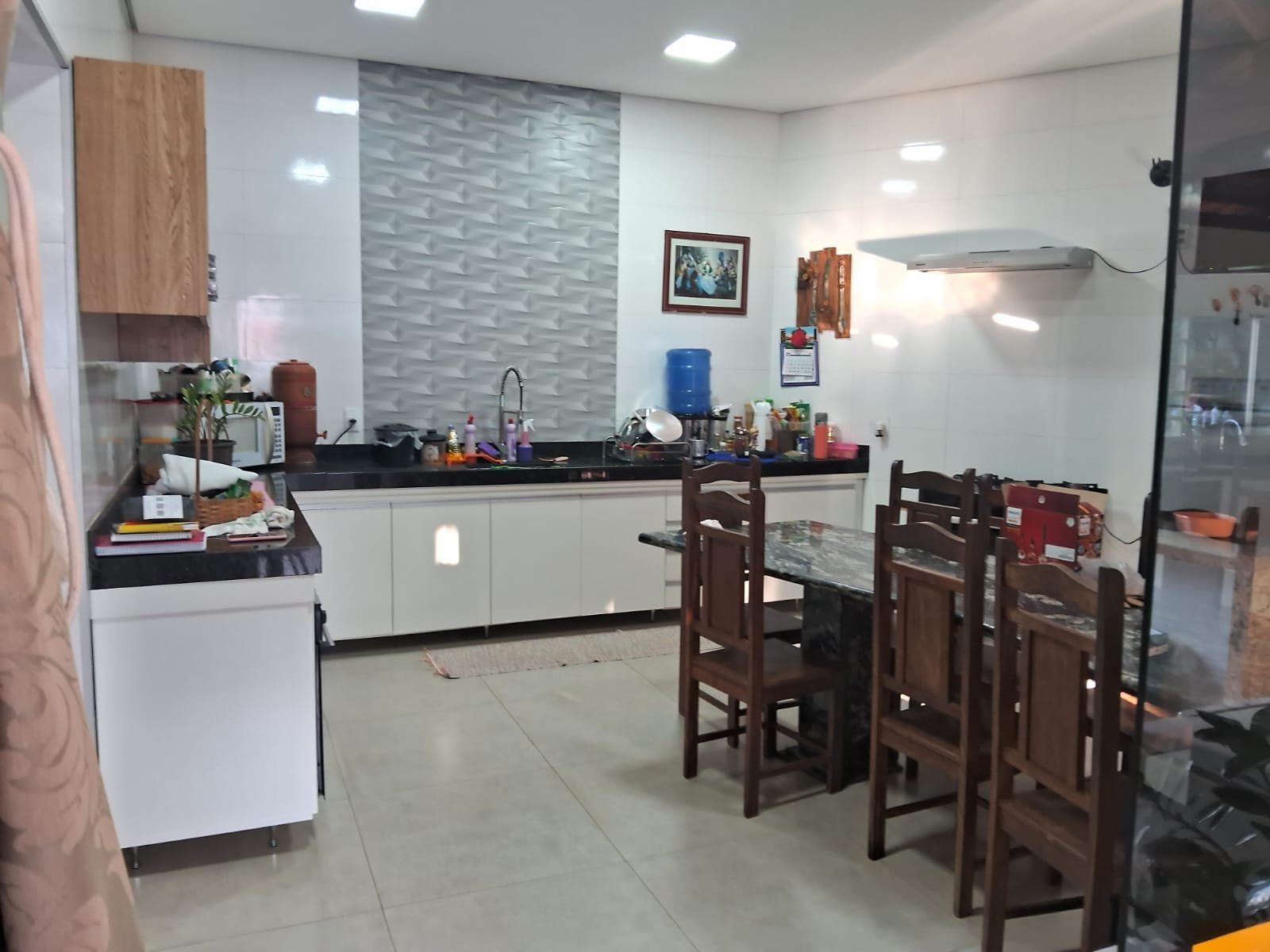 CASA À VENDA NO BAIRRO PITANGUEIRA